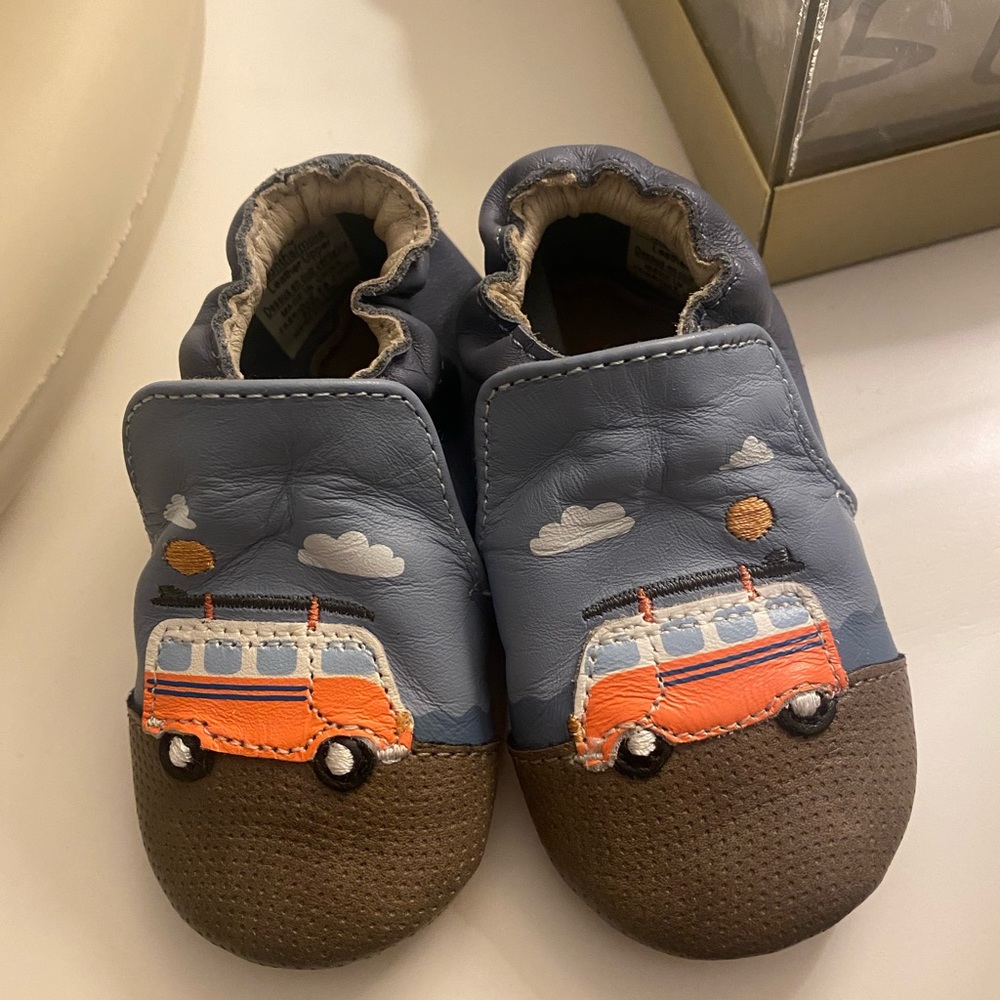 Robeez Soft Sole Shoes. Size 0-6 Months.